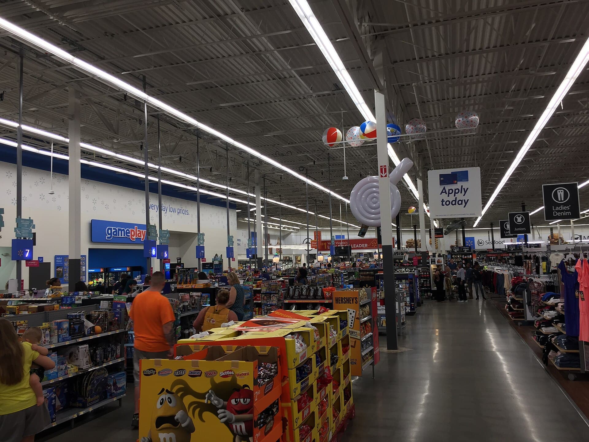 Representative retail facility for the Walmart project story