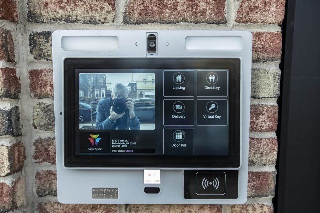 outdoor-video-intercom-installation