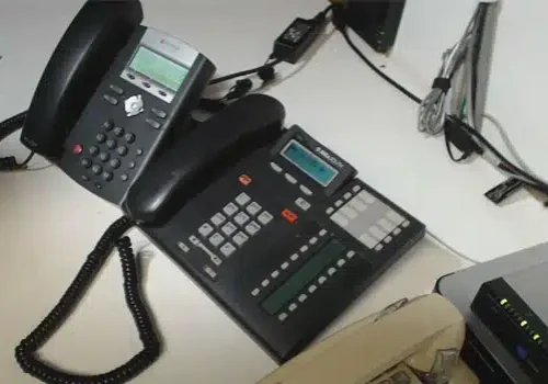 Analog-Digital-VoIP-phones